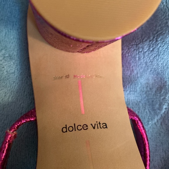 Dolce Vita Noles slide - Picture 5 of 6